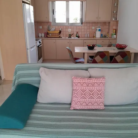Stayros & Lydia Apartment *